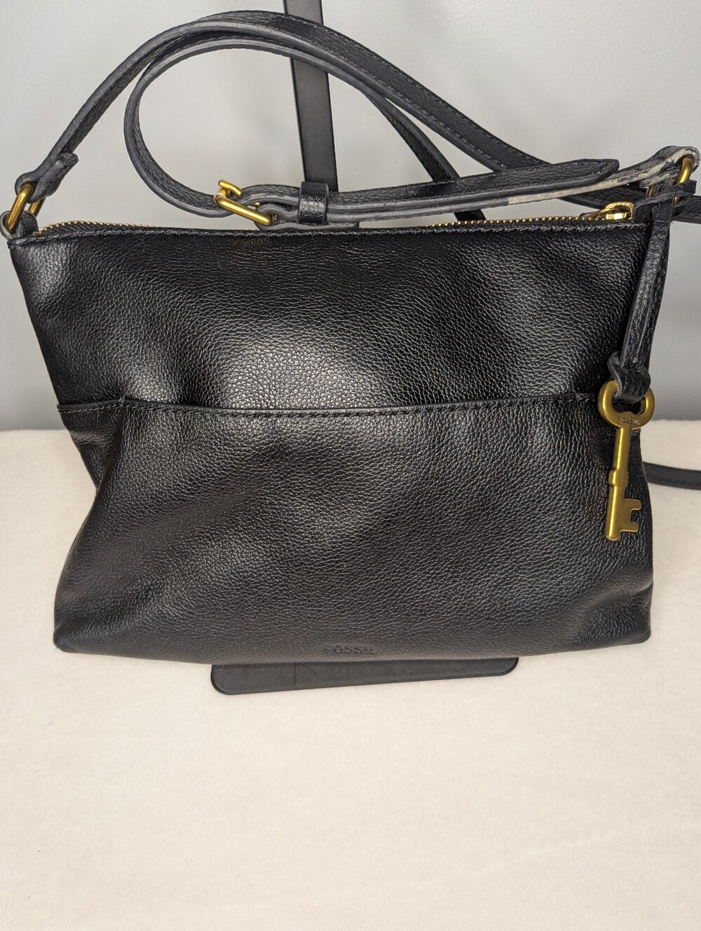 Fossil Black Pebbled Leather Crossbody Brass Key